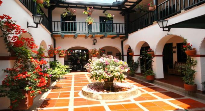 Bed and Breakfast Hospederia La Roca Plaza Principal Boyacá Esterno foto