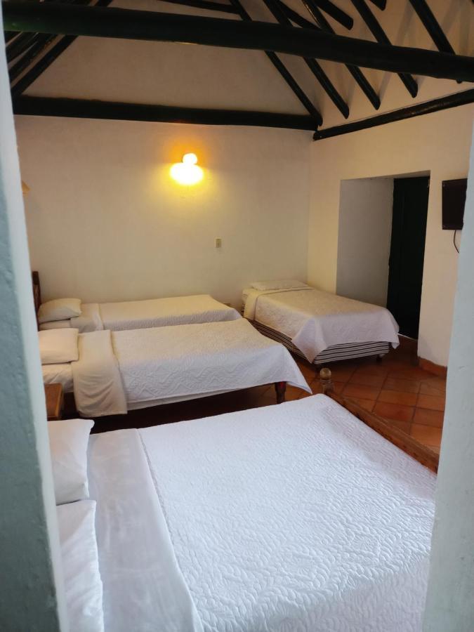 Bed and Breakfast Hospederia La Roca Plaza Principal Boyacá Esterno foto