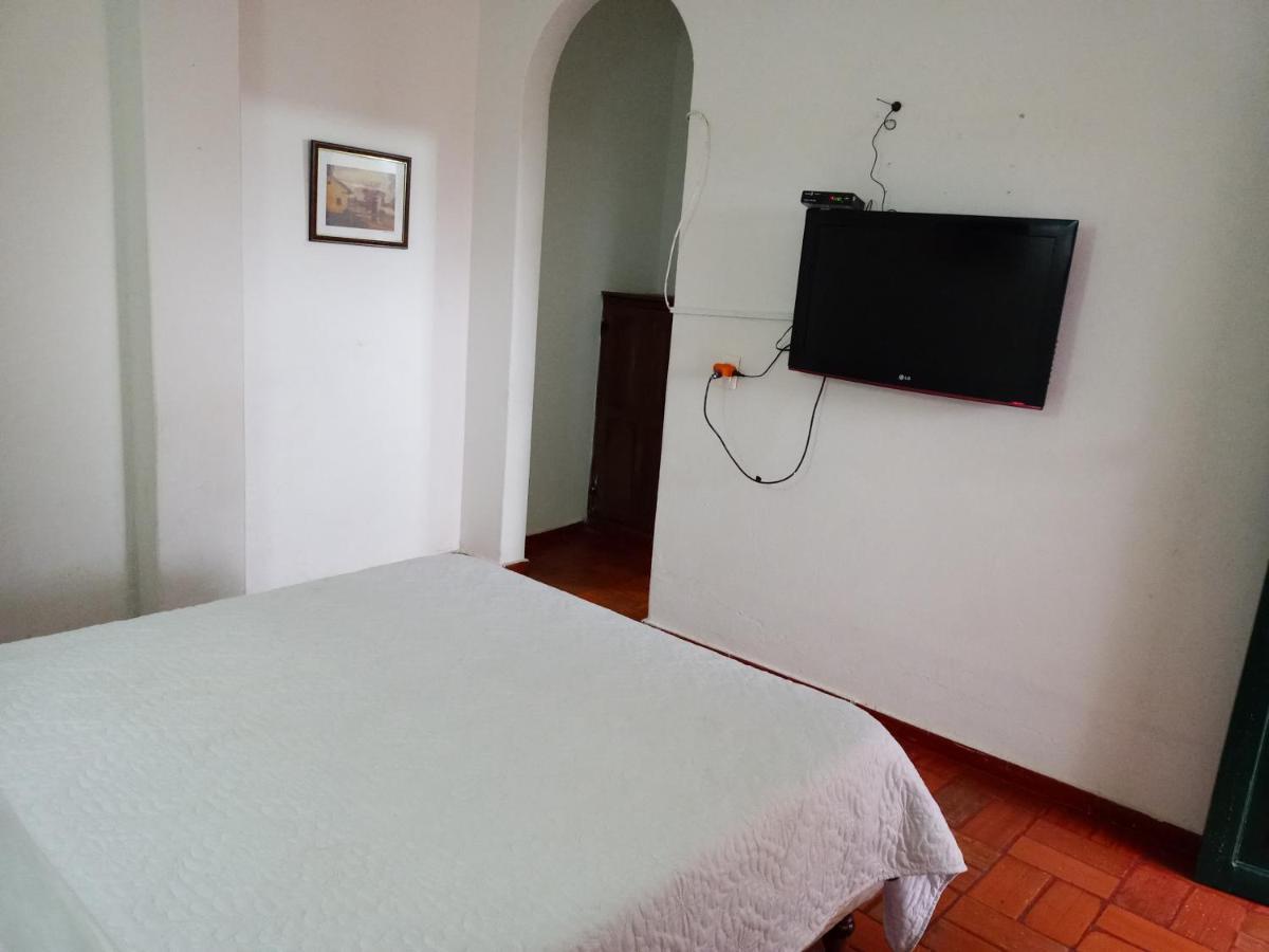 Bed and Breakfast Hospederia La Roca Plaza Principal Boyacá Esterno foto